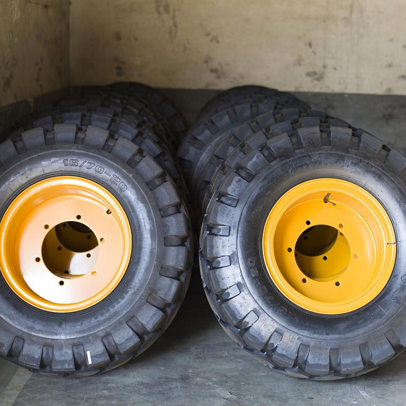 Load Tire / Engineering Tire